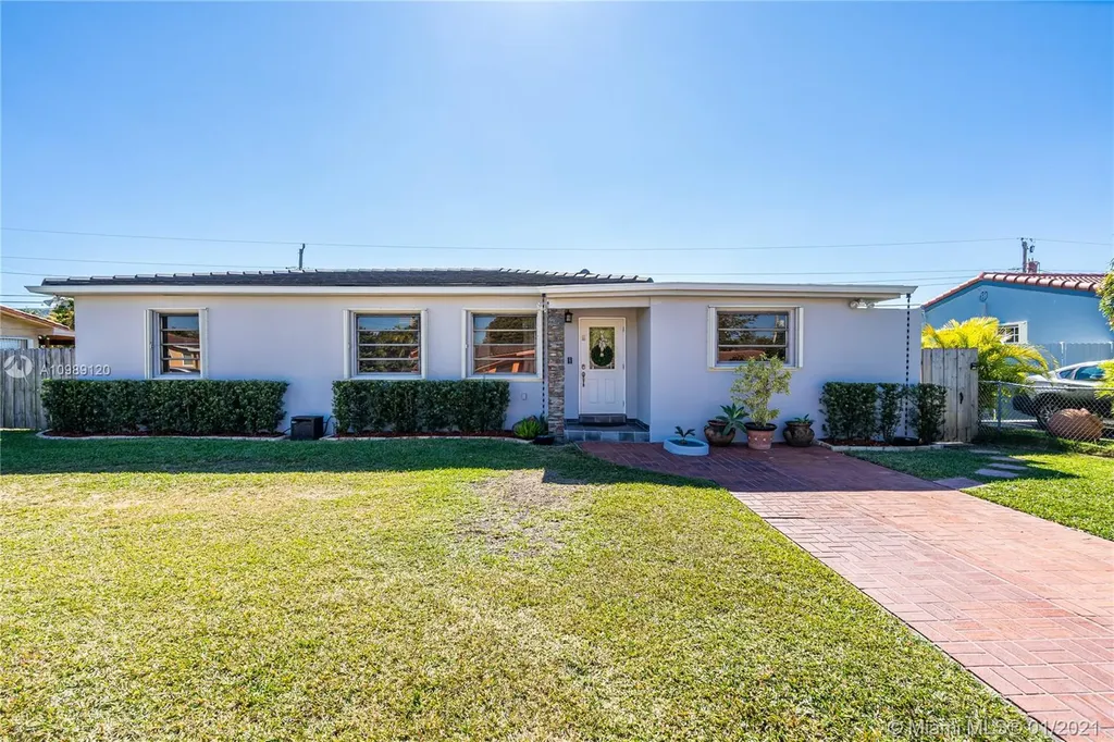 9960 SW 37th Terrace Miami FL 33165