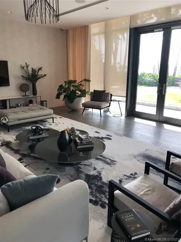 650 NE 32 Street Miami FL 33137