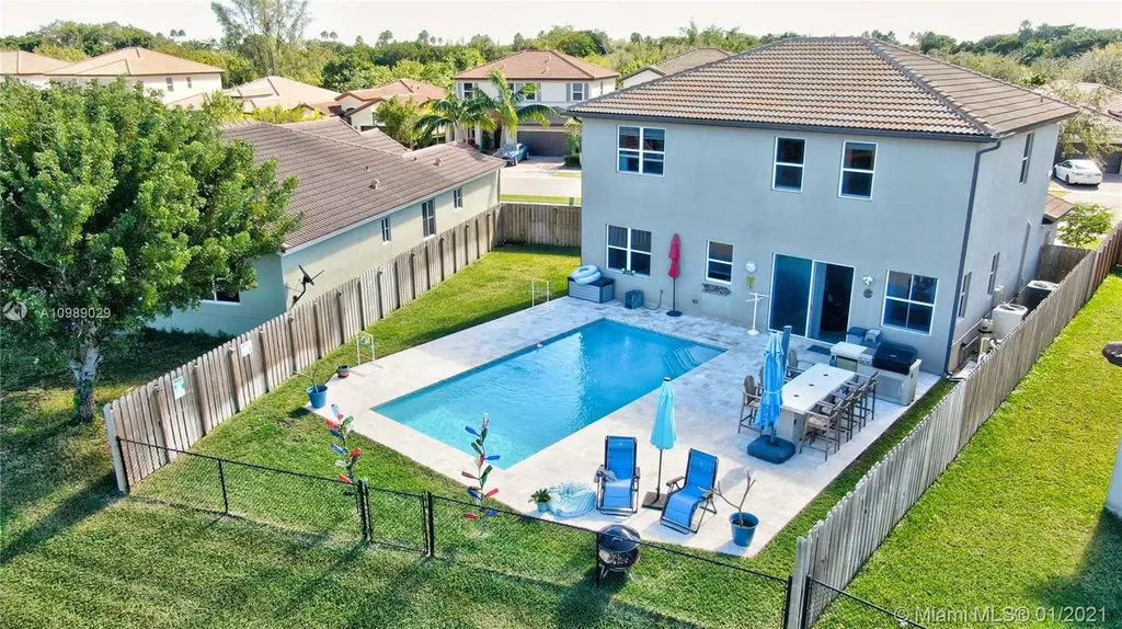 2167 SE 2nd Street Homestead FL 33033