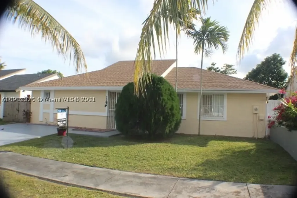 12218 SW 205th Terrace Miami FL 33177