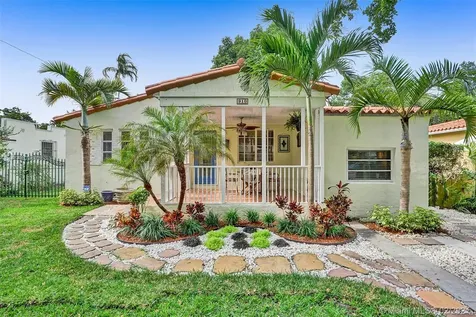 910 Monterey Street Coral Gables FL 33134