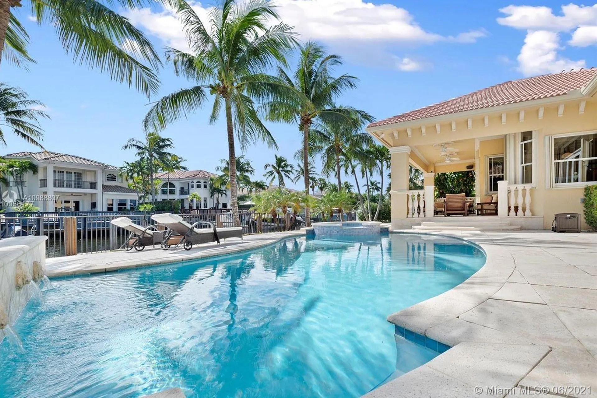 Hollywood FL 33019