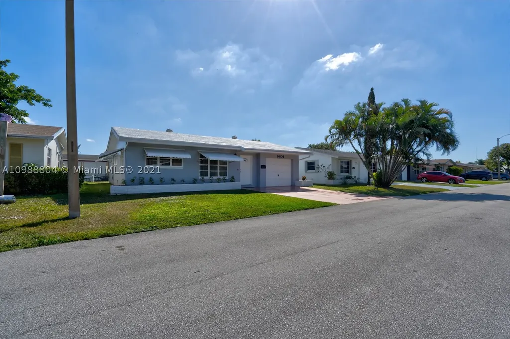5404 NW 49th Terrace Tamarac FL 33319