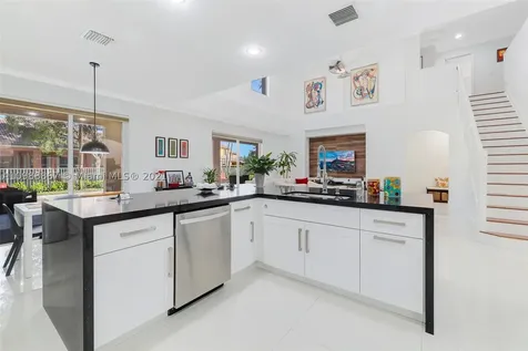 4002 W Gardenia Avenue Weston FL 33332