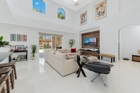 4002 W Gardenia Avenue Weston FL 33332
