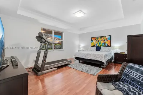 4002 W Gardenia Avenue Weston FL 33332