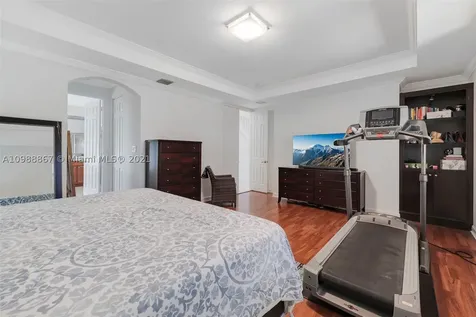 4002 W Gardenia Avenue Weston FL 33332