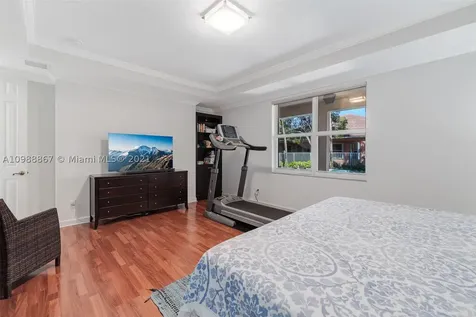 4002 W Gardenia Avenue Weston FL 33332