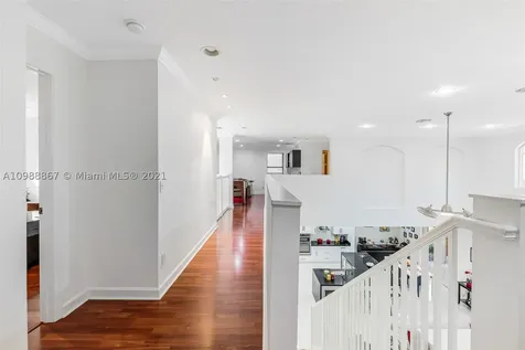 4002 W Gardenia Avenue Weston FL 33332