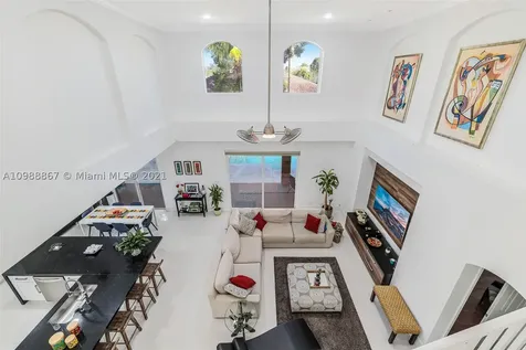 4002 W Gardenia Avenue Weston FL 33332