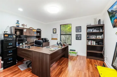 4002 W Gardenia Avenue Weston FL 33332
