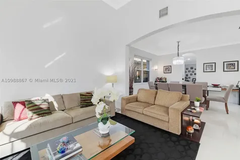 4002 W Gardenia Avenue Weston FL 33332