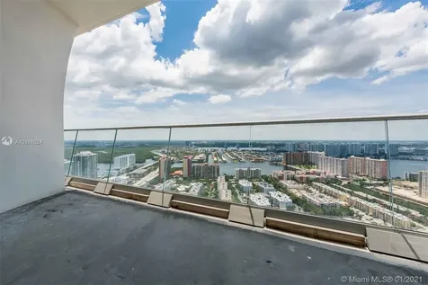 16901 Collins Avenue Sunny Isles Beach FL 33160