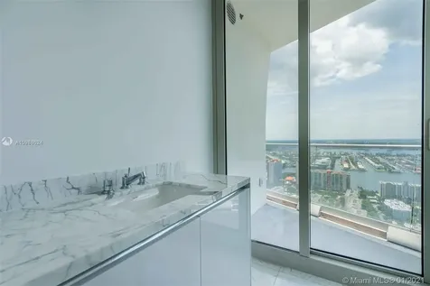 16901 Collins Avenue Sunny Isles Beach FL 33160
