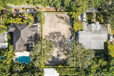 7240 SW 54th Avenue Miami FL 33143