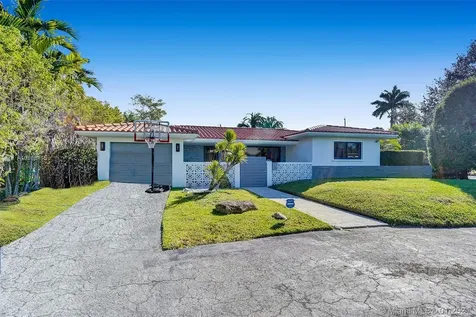 10603 NE 10th Court Miami Shores FL 33138