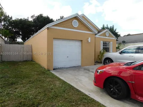 9996 Periwinkle Street Miramar FL 33025