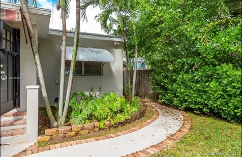 12310 NE 12th Court North Miami FL 33161