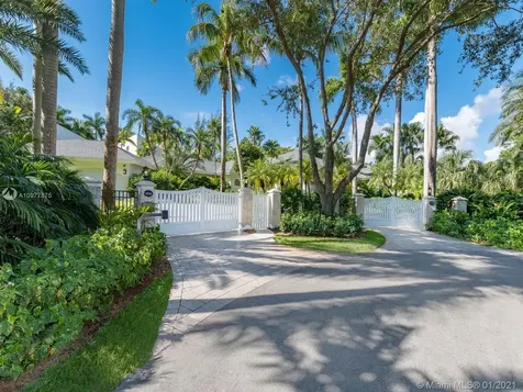 9324 Kerwood Court Coral Gables FL 33156