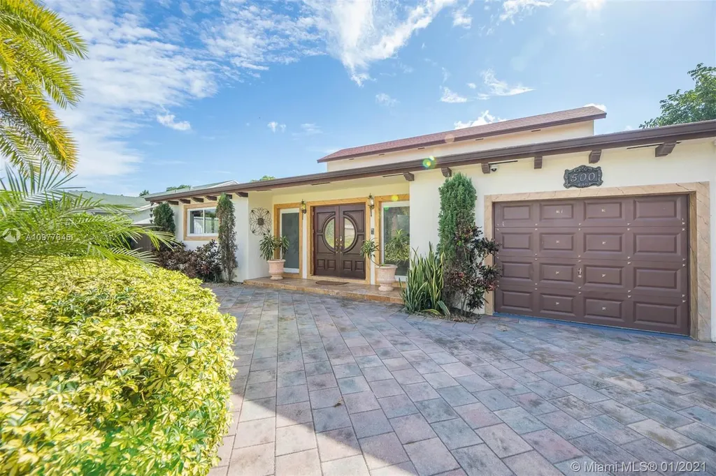 500 NE 178th Street North Miami Beach FL 33162