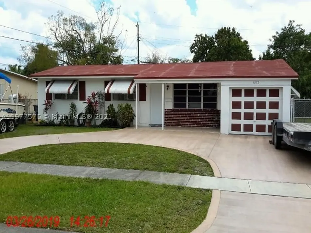 6432 Buchanan Street Hollywood FL 33024