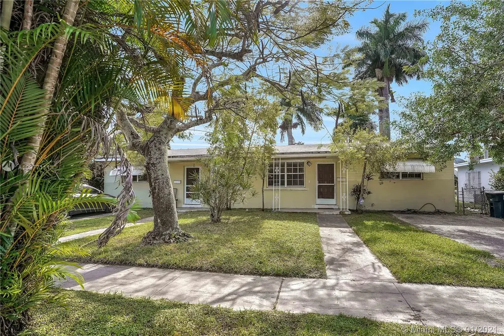 446 NE 141st Street North Miami FL 33161