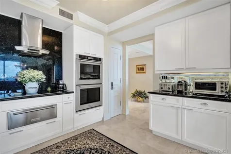 20201 E Country Club Drive Aventura FL 33180