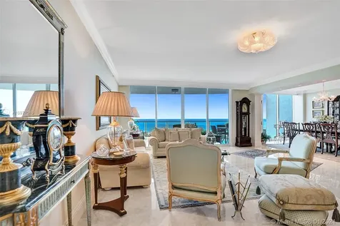 20201 E Country Club Drive Aventura FL 33180