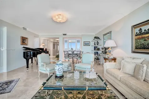 20201 E Country Club Drive Aventura FL 33180