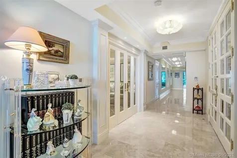 20201 E Country Club Drive Aventura FL 33180
