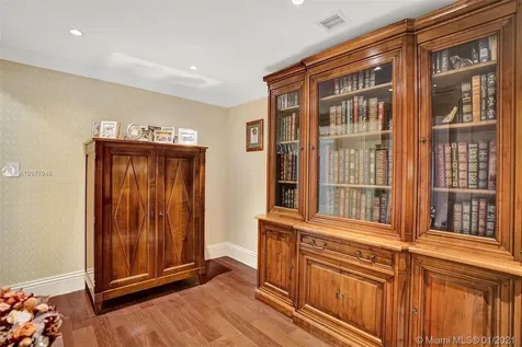20201 E Country Club Drive Aventura FL 33180