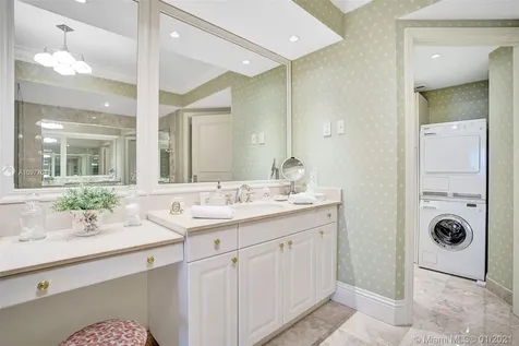 20201 E Country Club Drive Aventura FL 33180