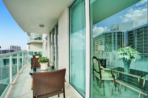 20201 E Country Club Drive Aventura FL 33180