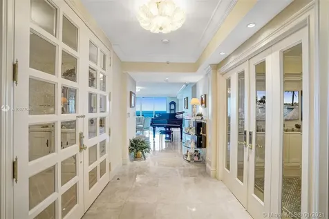 20201 E Country Club Drive Aventura FL 33180