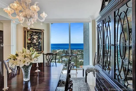 20201 E Country Club Drive Aventura FL 33180
