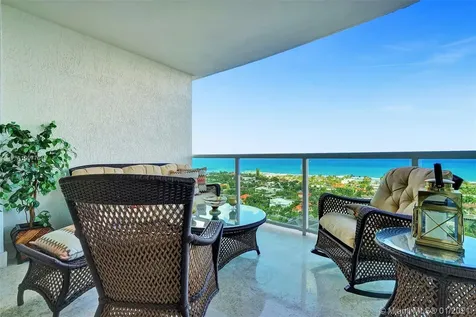20201 E Country Club Drive Aventura FL 33180