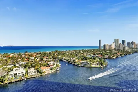 20201 E Country Club Drive Aventura FL 33180