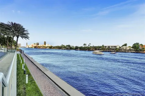 20201 E Country Club Drive Aventura FL 33180