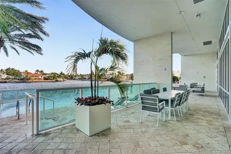 20201 E Country Club Drive Aventura FL 33180