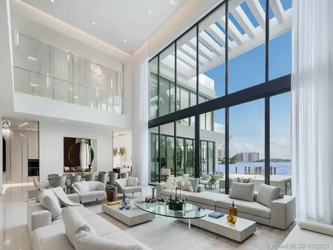 18530 N Bay Road Sunny Isles Beach FL 33160