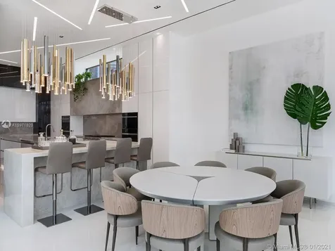 18530 N Bay Road Sunny Isles Beach FL 33160