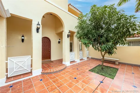 530 Minorca Avenue Coral Gables FL 33134
