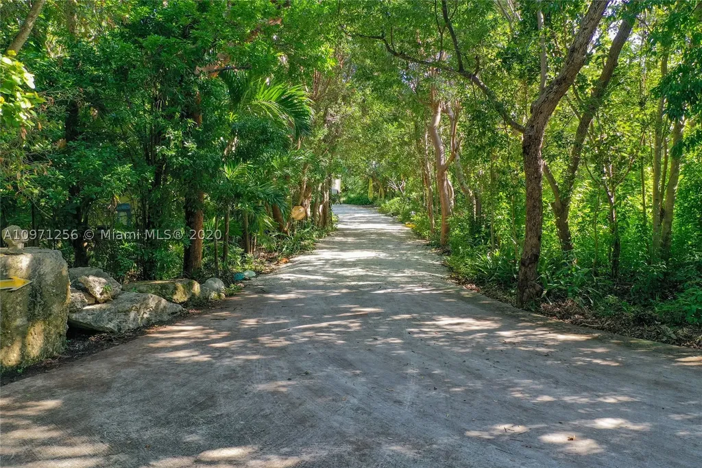 98610 Overseas Highway Key Largo FL 33037