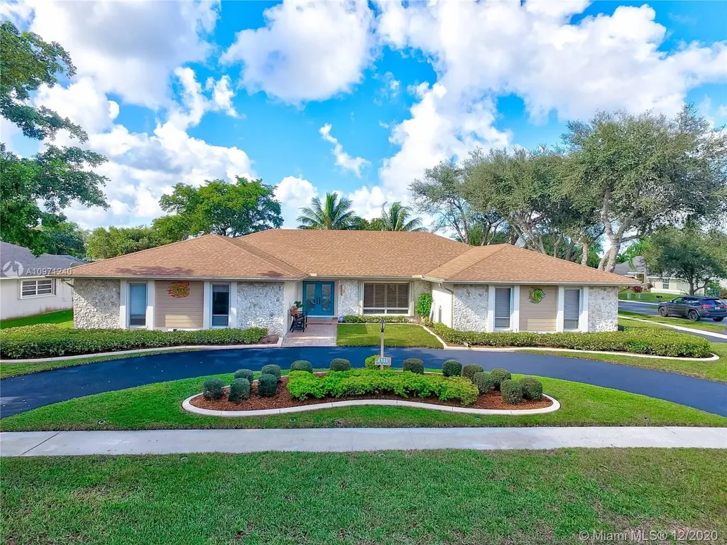 1701 SW 68th Avenue Plantation FL 33317