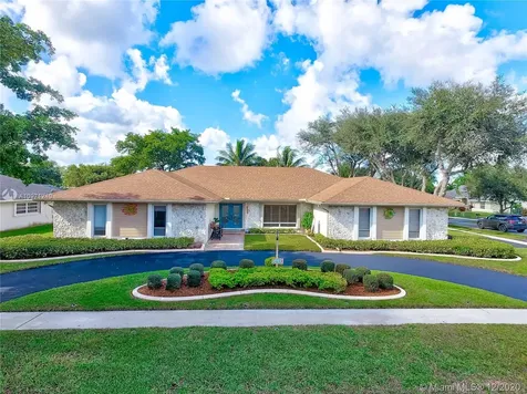 1701 SW 68th Avenue Plantation FL 33317