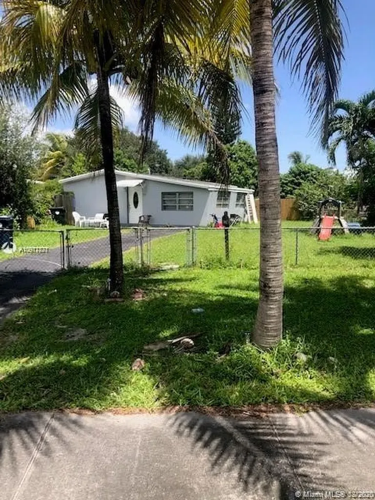 1777 NE 178th Street North Miami Beach FL 33162