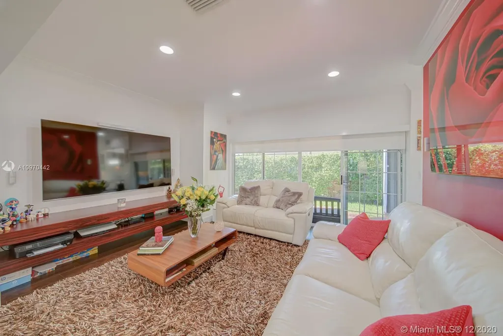 7530 Coquina Drive North Bay Village FL 33141