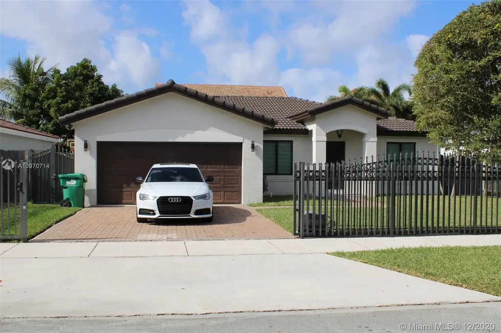 24704 SW 114th Court Homestead FL 33032