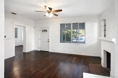 460 NE 126th Street North Miami FL 33161