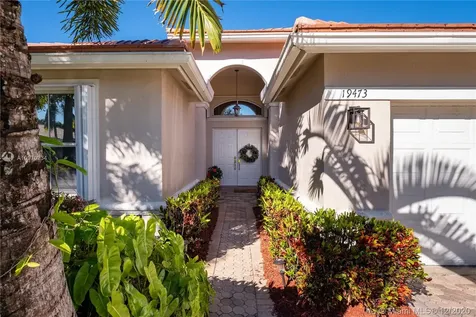 19473 NW 23rd Place Pembroke Pines FL 33029